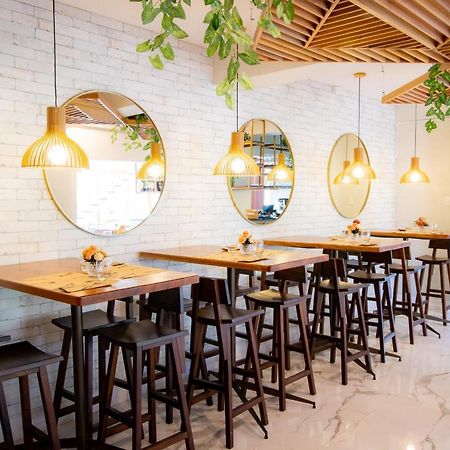 El Tumi Hotel Уарас Екстериор снимка