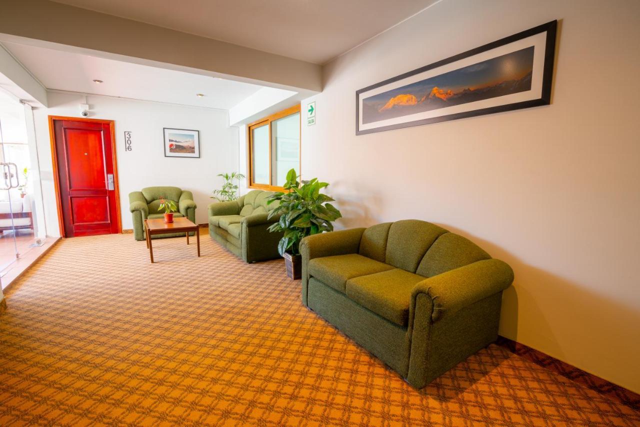 El Tumi Hotel Уарас Екстериор снимка